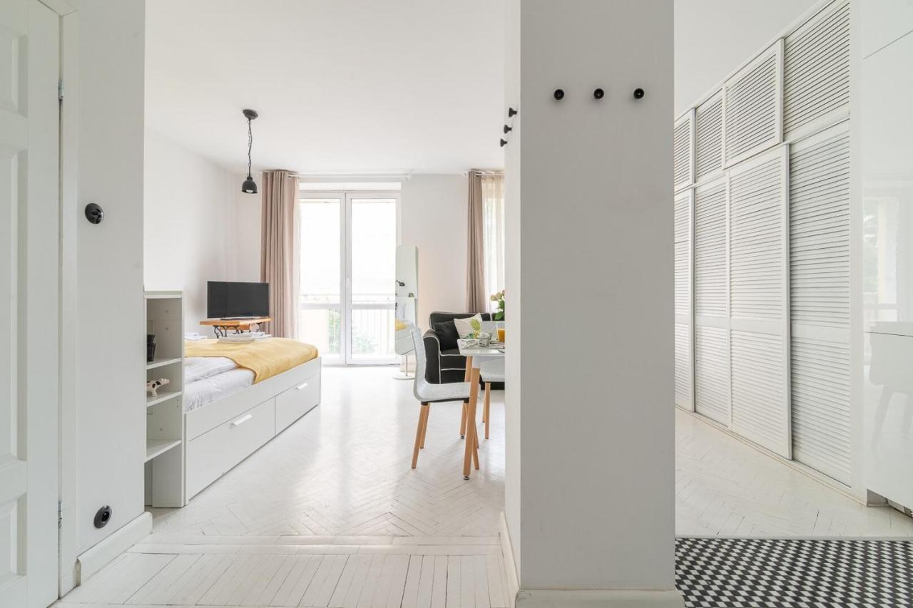 Rent Like Home - Wilcza 22A Varşovia Exterior foto