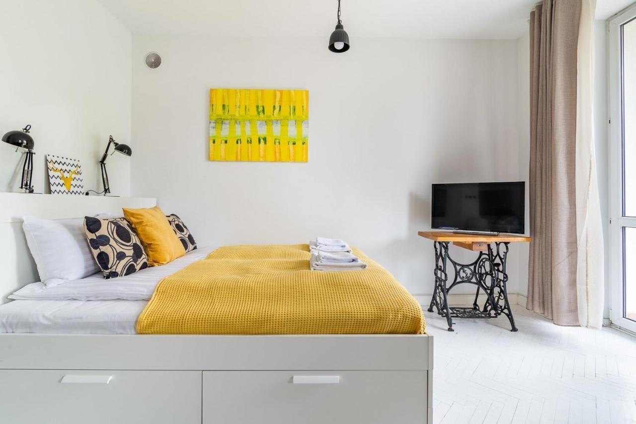 Rent Like Home - Wilcza 22A Varşovia Exterior foto